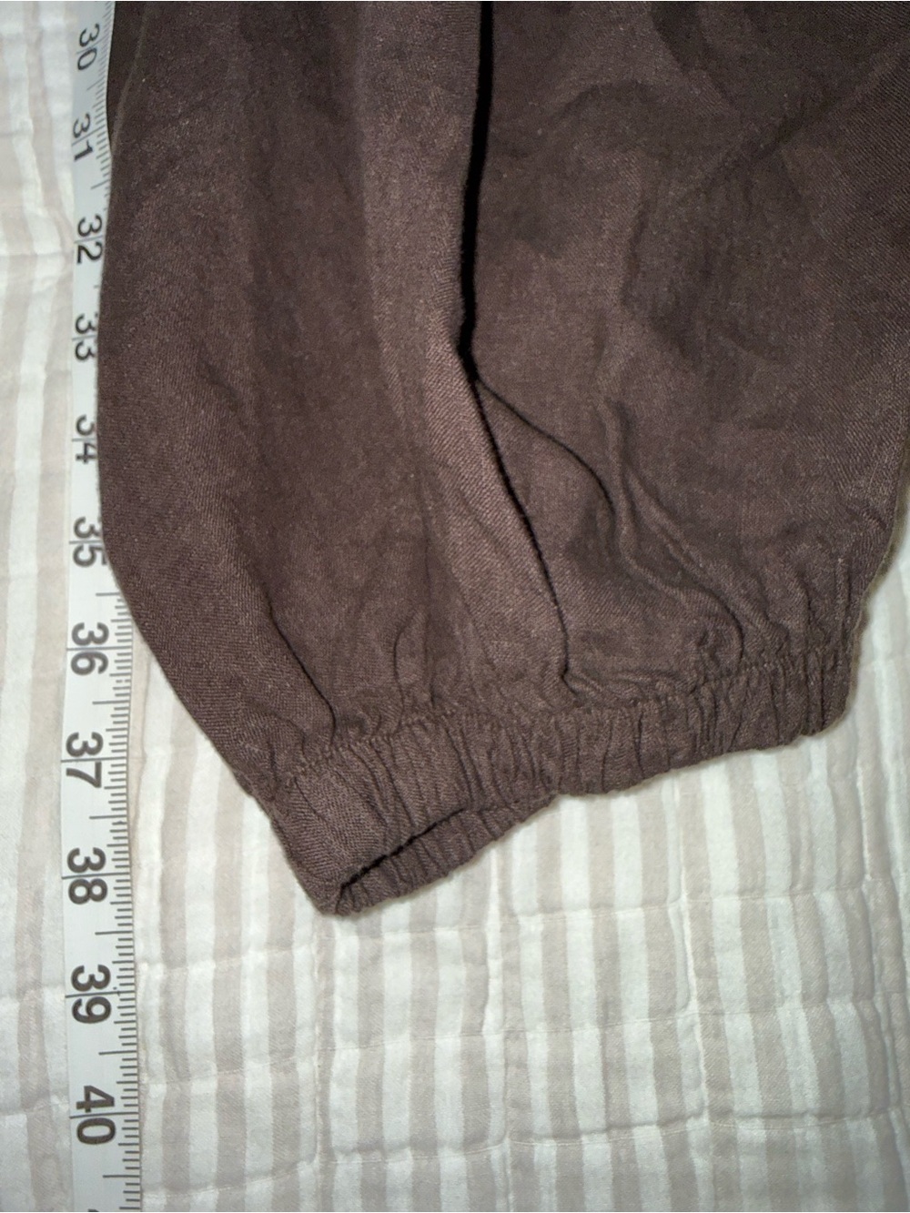 Wide-Leg Cargo Pants in Chocolate Brown 100% Linen - Picture 8 of 8